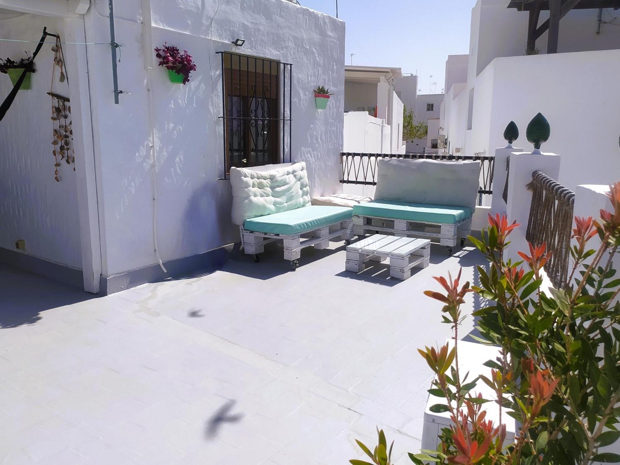 فيلا Casa Velazquez Con Terraza Privada كونيل ذي لا فرونتيرا المظهر الخارجي الصورة